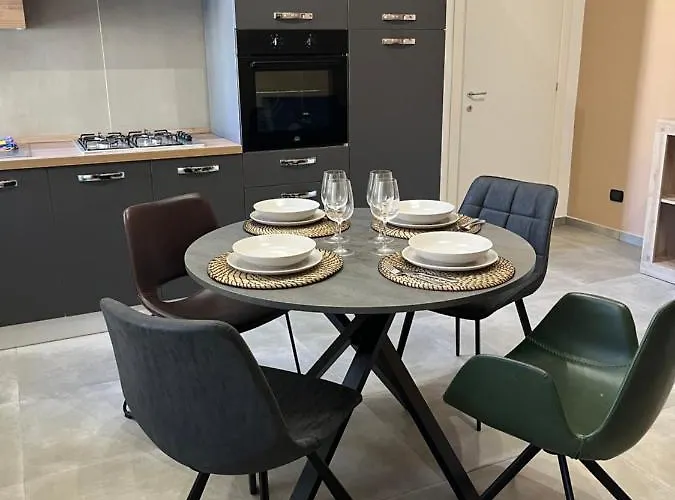 Palazzo Ferrara Apartment